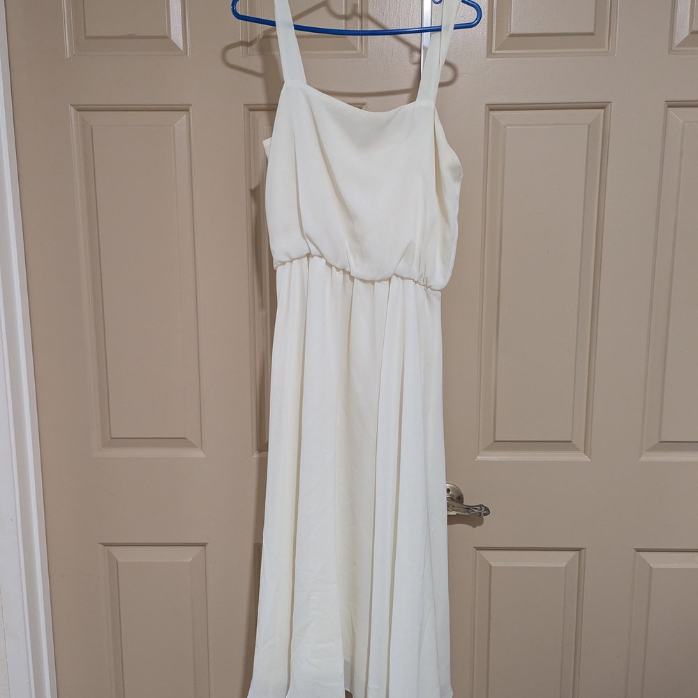 Chic Ivory Sleeveless Dress